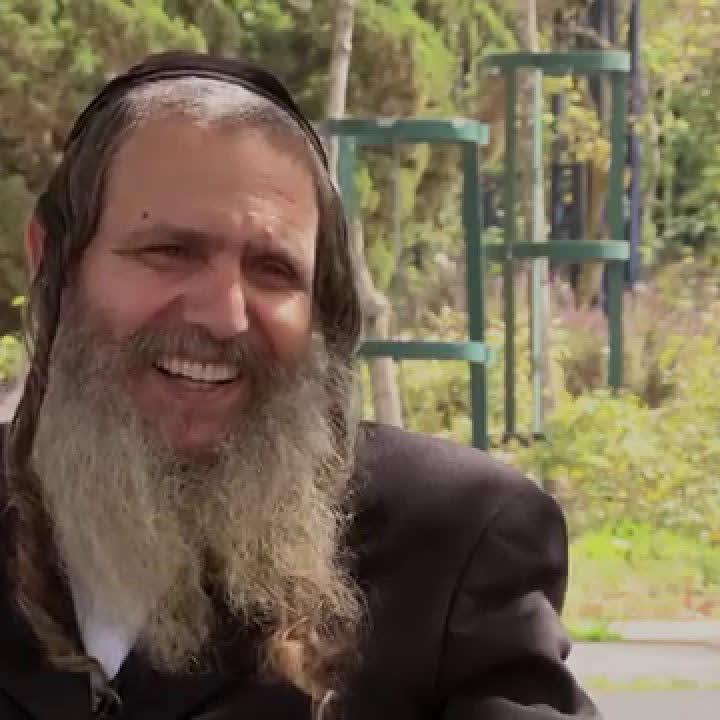 קודם כל מחייכים. הרב ארוש בשיחה עם צבי יחזקאלי- ערוץ אורות